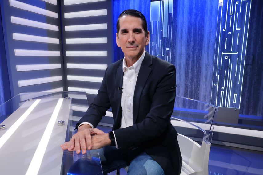 Rómulo Roux acusa al gobierno de Nito Cortizo de utilizar la pandemia para hacer negocios.