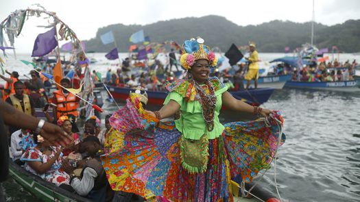 Ritmo, memoria y resistencia: los Congos honran su herencia en el Caribe panameño