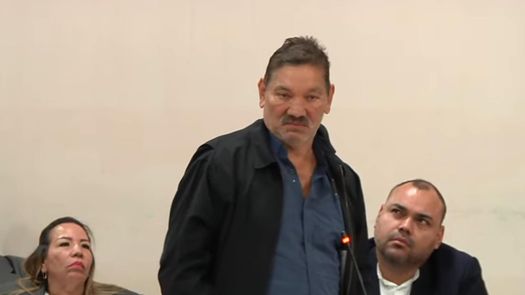 Genaro López enfrenta un proceso por presunta estafa y blanqueo de capitales. Genaro López enfrenta un proceso por presunta estafa y blanqueo de capitales.