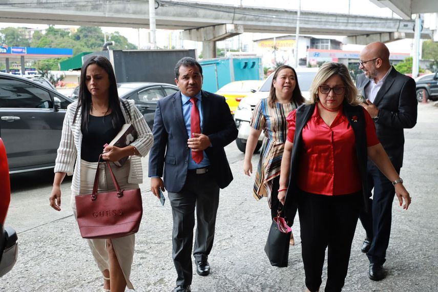 Meduca presenta denuncia ante Ministerio Publico por delito contra la seguridad informática