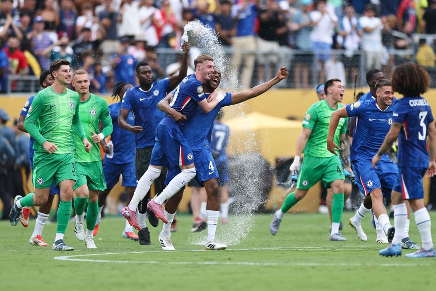 El presidente de Estados Unidos, Donald Trump, experimentó la agonía y el éxtasis este domingo durante la final del Mundial de Clubes, que el Chelsea ganó 3-0 al Paris Saint-Germain. El presidente de Estados Unidos, Donald Trump, experimentó la agonía y el éxtasis este domingo durante la final del Mundial de Clubes, que el Chelsea ganó 3-0 al Paris Saint-Germain.