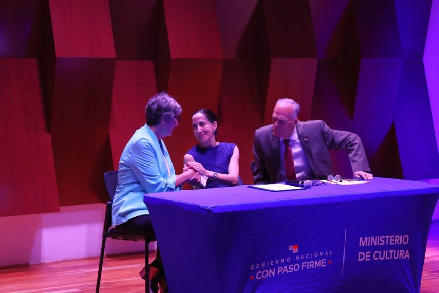 La ministra de Cultura