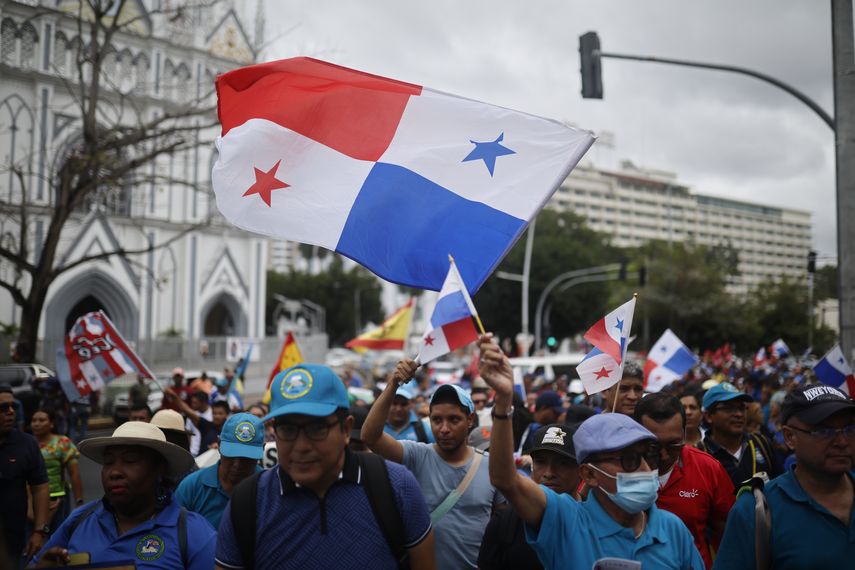 Protestas sindicales se desarrollan sin incidentes, ni gran convocatoria