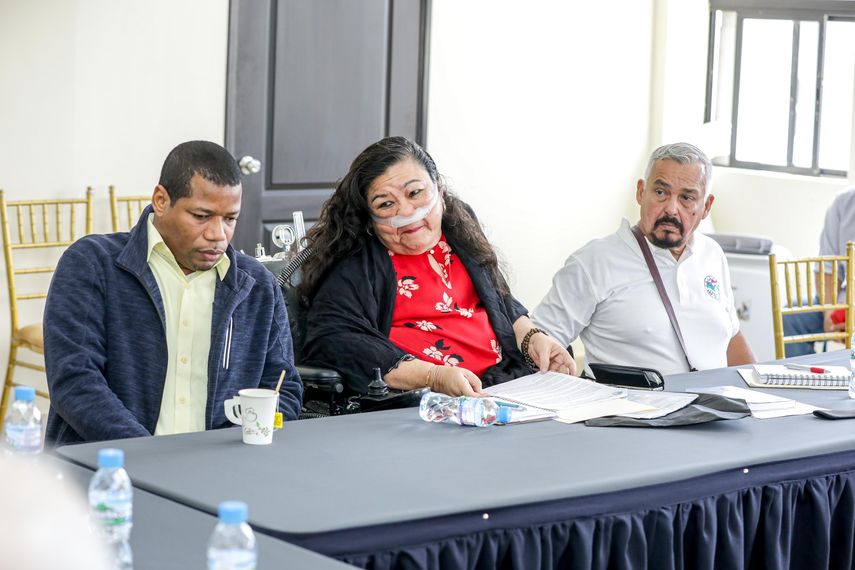 El Gobierno Nacional en un esfuerzo conjunto por fortalecer la inclusión y garantizar el respeto a los derechos de las personas con discapacidad en Panamá. El Gobierno Nacional en un esfuerzo conjunto por fortalecer la inclusión y garantizar el respeto a los derechos de las personas con discapacidad en Panamá.