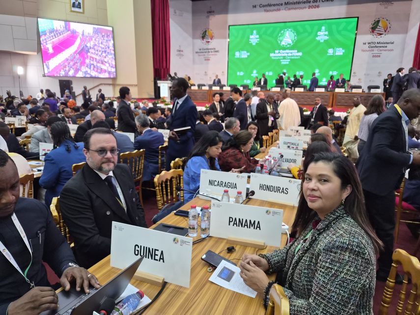 El Ministro de Comercio e Industrias