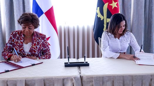 Panamá y Angola firman acuerdos para fortalecer relaciones bilaterales