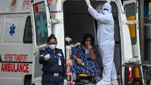 Entre los países más golpeados, Perú registra la mayor tasa de mortalidad. AFP