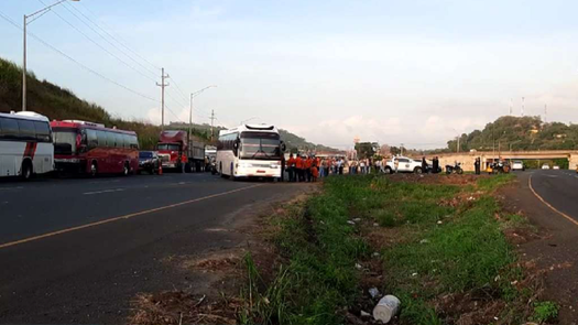 Transportistas de Panamá Oeste inician paro por alto costo de combustibles