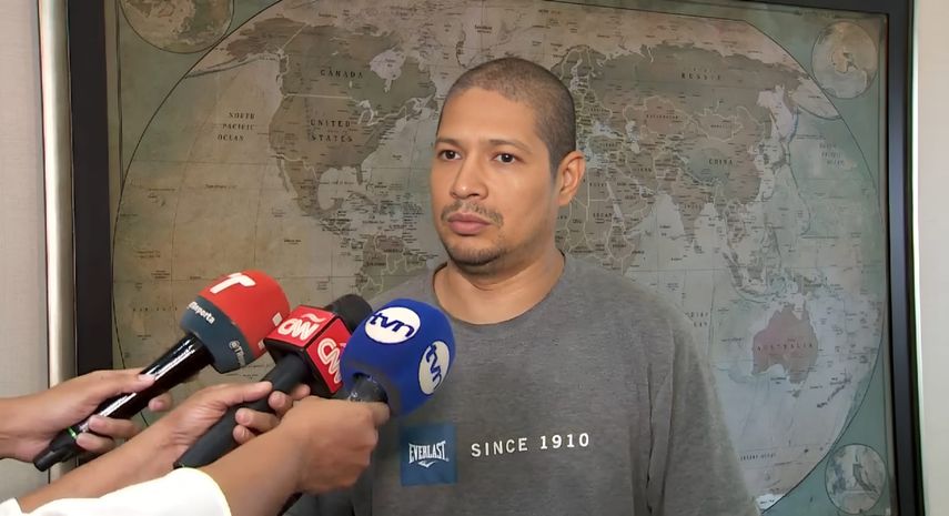 El marino Olmedo Núñez llegó a Panamá y contó su historia.