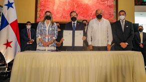 Cortizo sanciona Ley que declara el 20 de diciembre como Día de Duelo Nacional