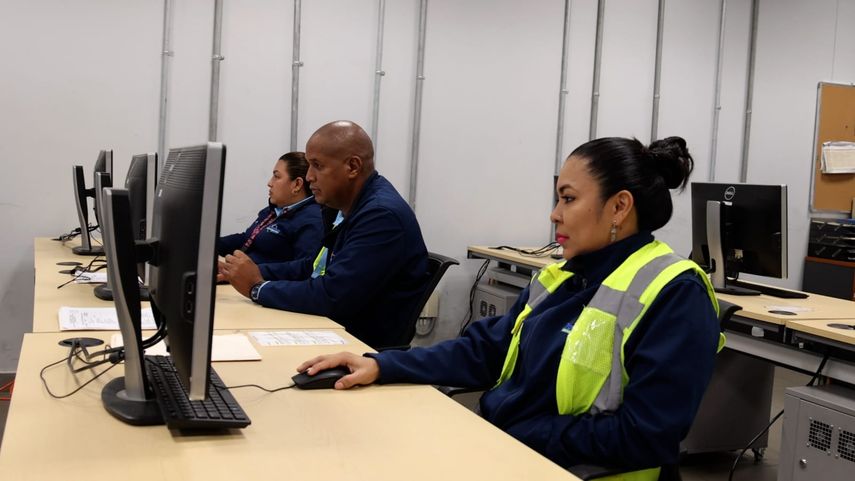 Aeropuerto Internacional de Tocumen se une al Programa "Mi Primer Empleo". Aeropuerto Internacional de Tocumen se une al Programa "Mi Primer Empleo".