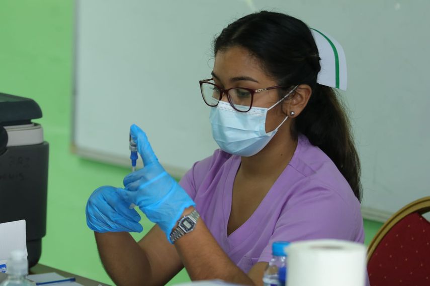 MINSA presentará propuesta para aplicar tercera dosis