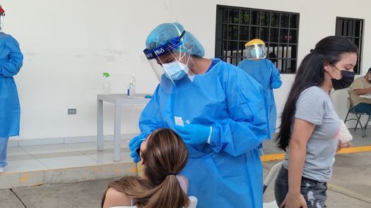 El Minsa reportó incremento de hisopados en el centro de pacientes covid-19 ubicado en San Mateo de David, Chiriquí.