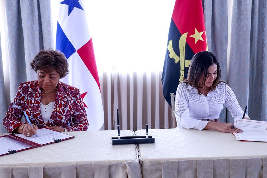 Panamá y Angola firman acuerdos para fortalecer relaciones bilaterales