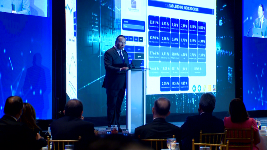 Panamá: Deudores cumplen sus obligaciones crediticias