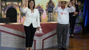 Perú elige presidente entre la derechista Fujimori y el izquierdista Castillo