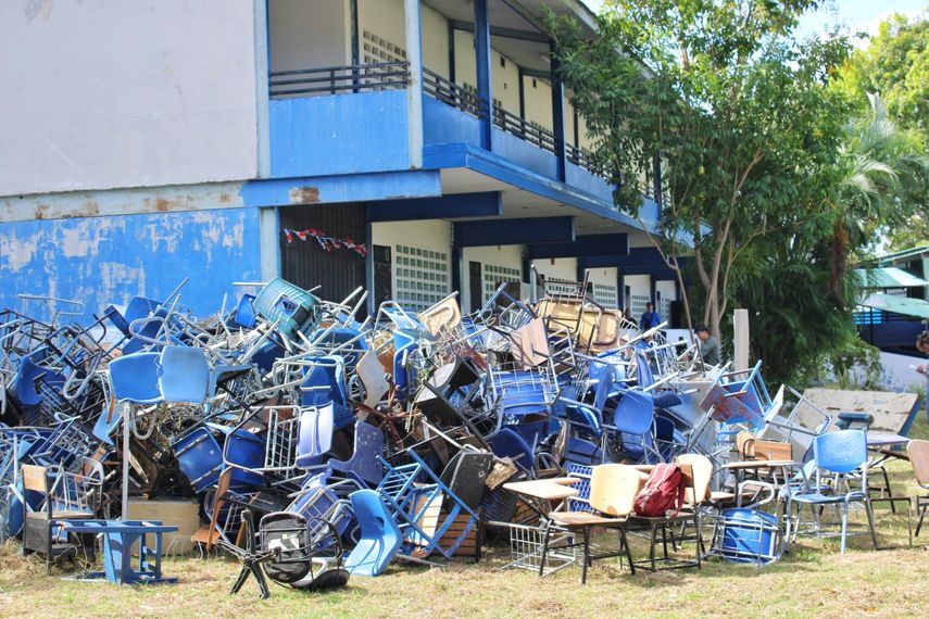 Meduca inicia proceso de descarte de mobiliario en más de 409 centros escolares