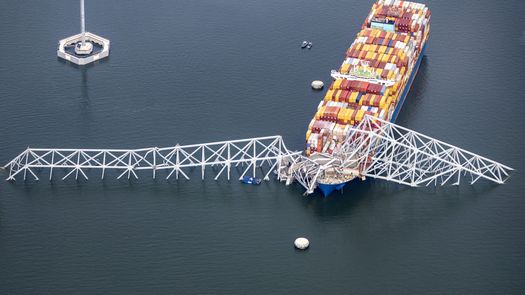 Barco que derribó puente en Baltimore cruzó el Canal de Panamá el 13 de marzo