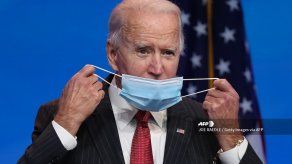 Joe Biden se vacunará el lunes contra covid-19