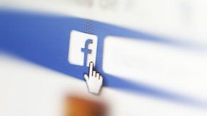 Facebook se alía con Uber para ofrecer servicios de transporte en Messenger