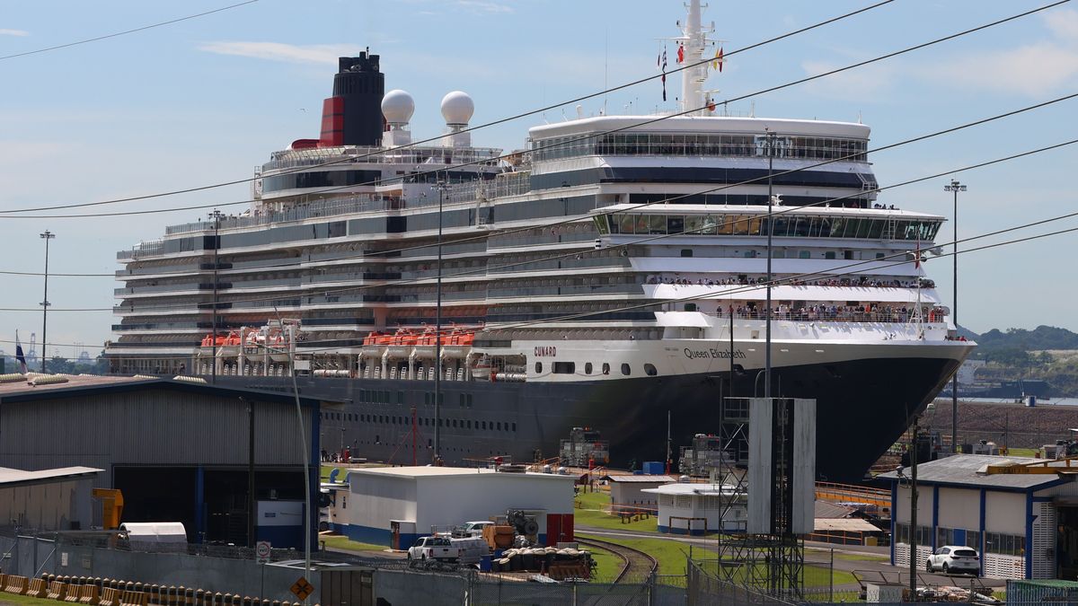 El Canal de Panamá informó este miércoles que registró unos ingresos totales por valor de 6.600 millones de dólares durante el año fiscal 2026, que abarca de octubre de 2025 a septiembre pasado, lo que supone un aumento del 16,6 % respecto al periodo anterior. El Canal de Panamá informó este miércoles que registró unos ingresos totales por valor de 6.600 millones de dólares durante el año fiscal 2026, que abarca de octubre de 2025 a septiembre pasado, lo que supone un aumento del 16,6 % respecto al periodo anterior.