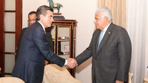 Panamá destaca su opoyo al presidente Paz.