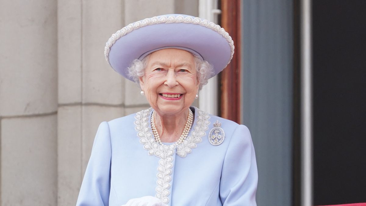 Isabel II recibirá al nuevo primer ministro británico en su castillo de Escocia, algo inédito