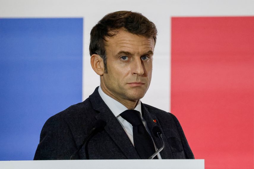 Macron: 100 días para superar crisis de pensiones en Francia