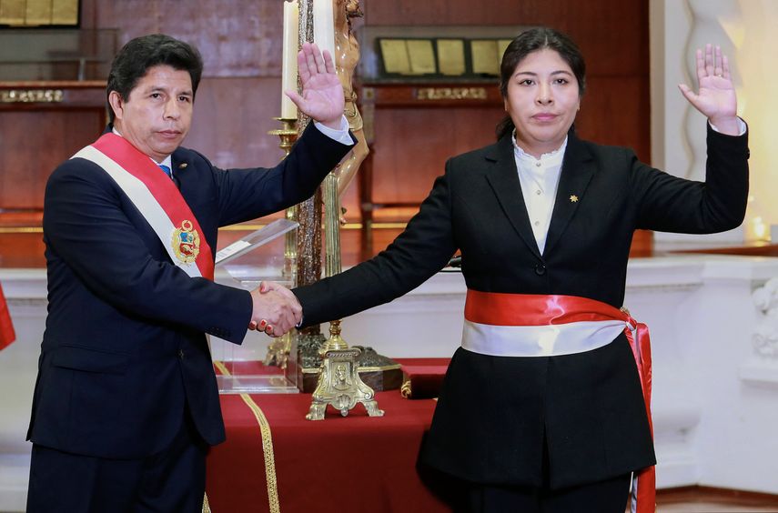 Perú rompe relaciones diplomáticas con México por asilo a ex primera ministra de Castillo Perú rompe relaciones diplomáticas con México por asilo a ex primera ministra de Castillo