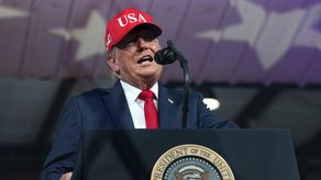 Trump amenaza a la UE con represalias por su plan de asociación con Canadá
