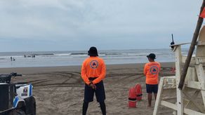 El Sistema Nacional de Protección Civil (Sinaproc) emitió un aviso de prevención ante la intensificación de los vientos y el aumento de oleajes en el Caribe panameño, condiciones que se mantendrán vigentes hasta las 11:59 p.m. del 14 de enero de 2026, según informó el Instituto de Meteorología e Hidrología de Panamá (IMHPA).