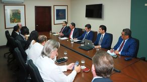 Viceministros del MICI promueven digitalización y ruedas de negocios en encuentro con APEX