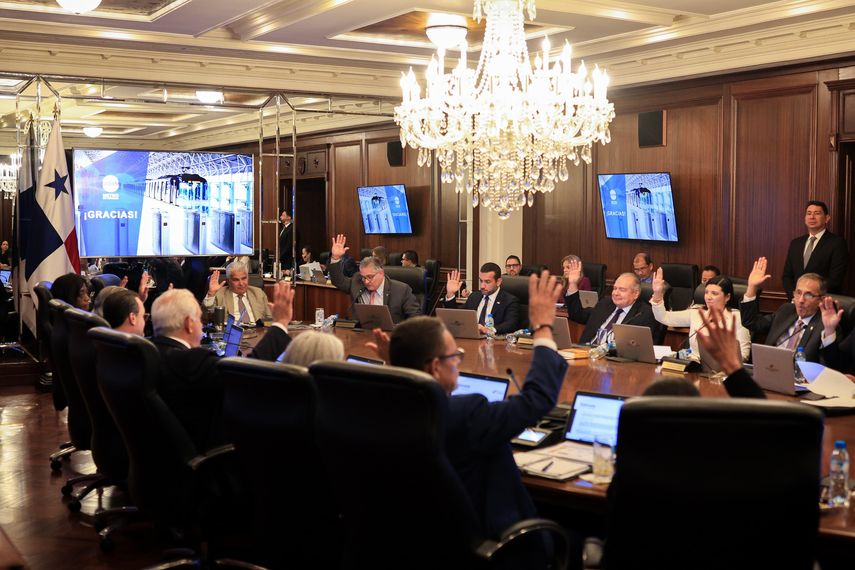 La aprobación del contrato se hizo en Consejo de Gabinete. La aprobación del contrato se hizo en Consejo de Gabinete.