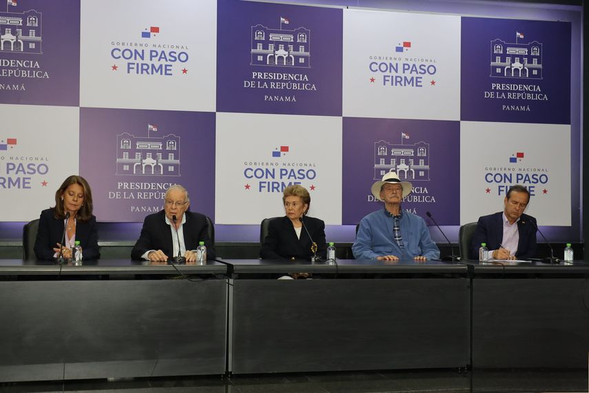 El exmandatario colombiano Andrés Pastrana afirmó este martes que nueve expresidentes latinoamericanos pretenden acompañar al líder opositor de Venezuela, Edmundo González Urrutia, a su país en su objetivo de asumir el 10 de enero la Presidencia. El exmandatario colombiano Andrés Pastrana afirmó este martes que nueve expresidentes latinoamericanos pretenden acompañar al líder opositor de Venezuela, Edmundo González Urrutia, a su país en su objetivo de asumir el 10 de enero la Presidencia.