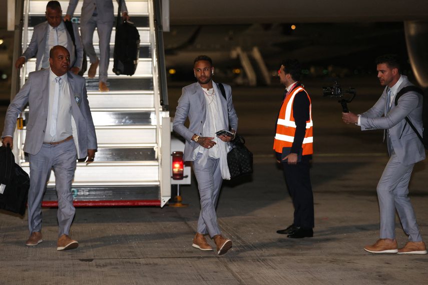 Neymar y Brasil aterrizan en Catar 2022 para buscar la copa