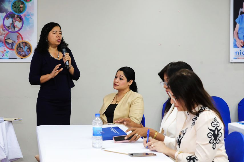 Mides lanza el programa mi nueva meta para egresados del plan de alfabetización