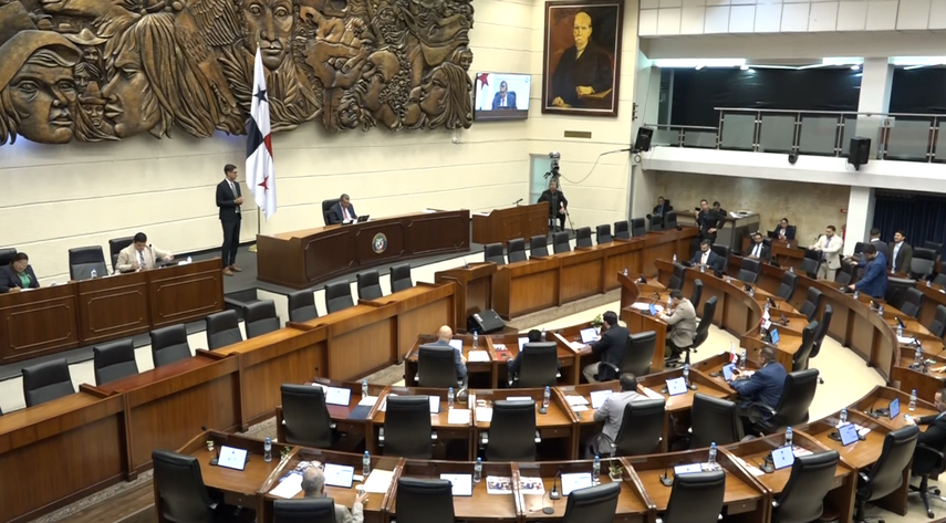 Diputados rechazan proyecto de protección a personas que denuncien corrupción