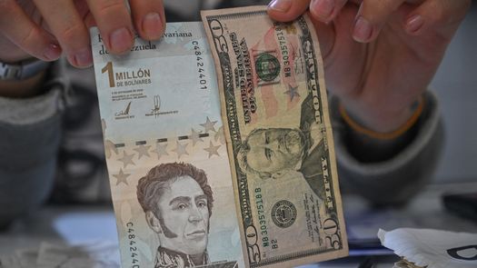 Venezuela elimina seis ceros a su moneda, disuelta por la hiperinflación