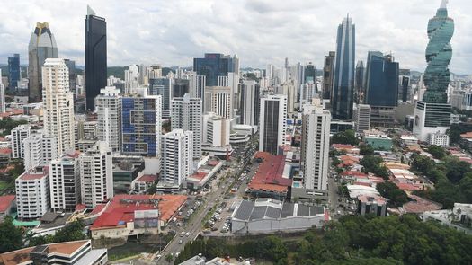 La Fundación Planta de Generación de Energía Social (PGES) presentó a funcionarios del Ministerio de Economía y Finanzas (MEF) el Estudio de Condiciones y Bienestar de Vida 2024, un informe que ofrece una visión actualizada sobre la situación socioeconómica del país y cómo perciben los panameños su calidad de vida. La Fundación Planta de Generación de Energía Social (PGES) presentó a funcionarios del Ministerio de Economía y Finanzas (MEF) el Estudio de Condiciones y Bienestar de Vida 2024, un informe que ofrece una visión actualizada sobre la situación socioeconómica del país y cómo perciben los panameños su calidad de vida.