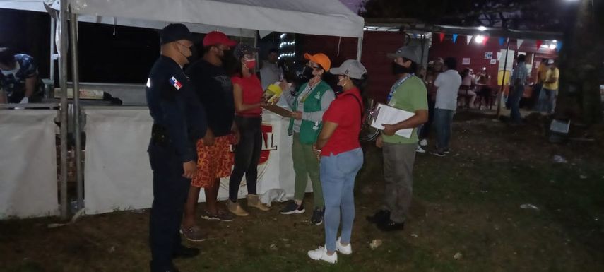 MINSA clausura comercios y bailes en Chiriquí
