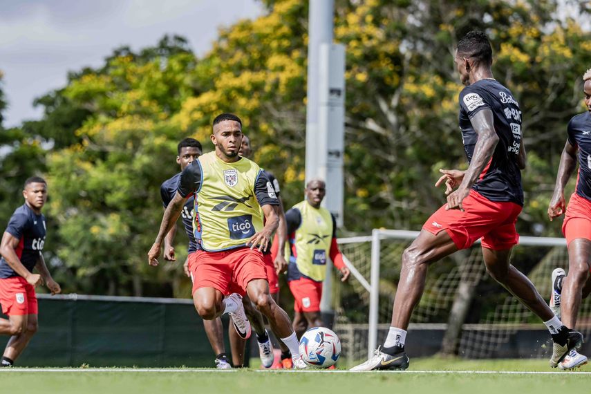 Uruguay debuta ante Panamá en una Copa América en la que aspira al título. Uruguay debuta ante Panamá en una Copa América en la que aspira al título.