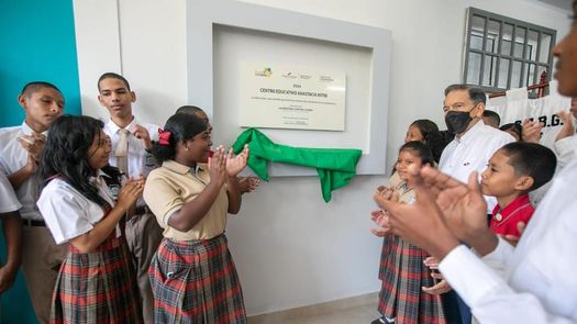 Presidente Cortizo inaugura escuela en Colón en inicio de clases 2024