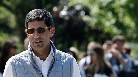 El mandatario estadounidense, Donald Trump, anunció este viernes que nominó a Kevin Warsh, un exgobernador de la Reserva Federal (Fed, banco central), para ser el próximo presidente de esa institución.