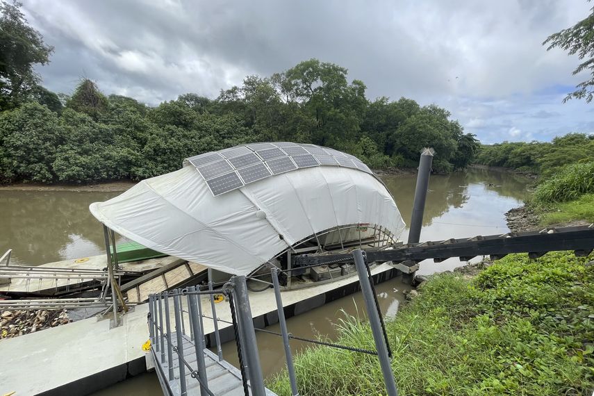 Panamá abre centro de educación ambiental por la contaminación plástica