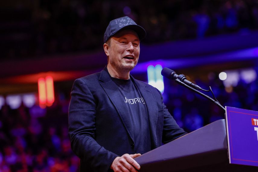Musk es la primera persona en poseer una fortuna de más de $400.000 millones