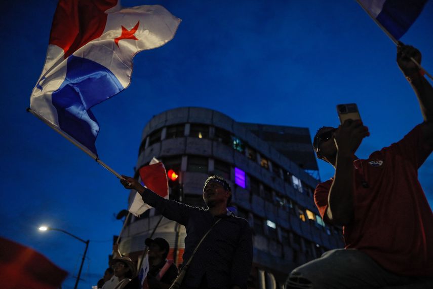 La Cámara de Turismo destaca que los cierres de calles y el vandalismo, afectan de manera directa las intenciones que el movimiento cívico ha iniciado. La Cámara de Turismo destaca que los cierres de calles y el vandalismo, afectan de manera directa las intenciones que el movimiento cívico ha iniciado.