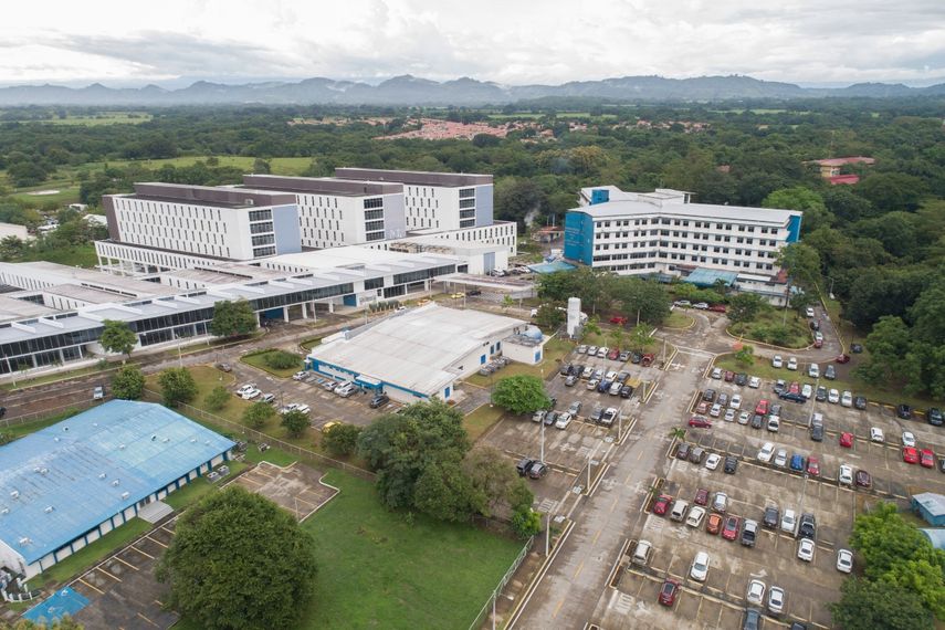 Los nuevos médicos del Hospital Regional en David estarán rotando en las diversas especialidades
