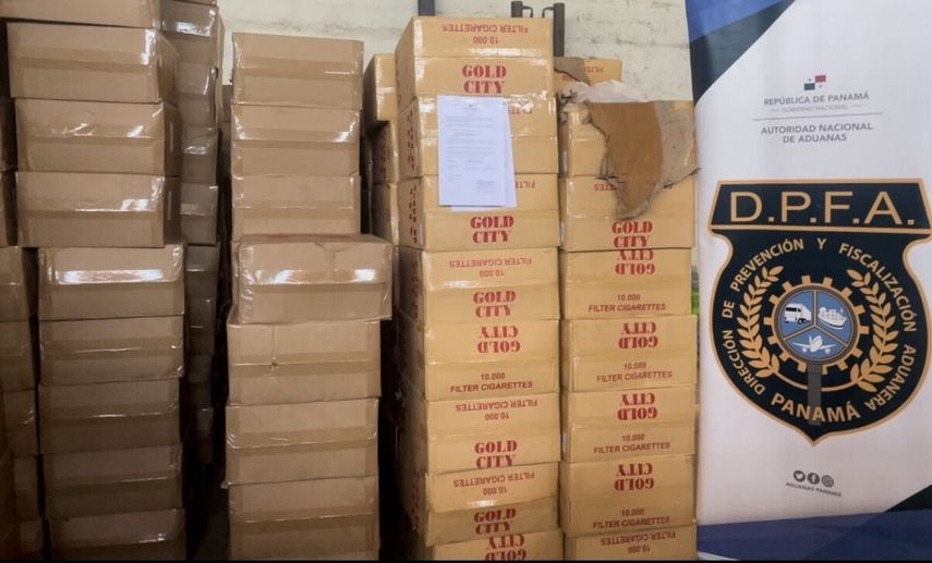 Funcionarios del departamento de Fiscalización Aduanera (DPFA) de la Autoridad Nacional de Aduanas lograron ubicar dos cargamentos de cigarrilos que pretendían ser comercializados en el mercado nacional.