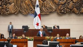Órgano Ejecutivo recibe críticas y elogios por informe a la nación