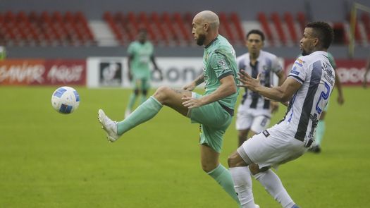 Liga Panameña de Fútbol refleja su bajo nivel con eliminación de clubes en Copa Centroamericana
